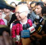 Judges Welcome to Karachi-7.JPG